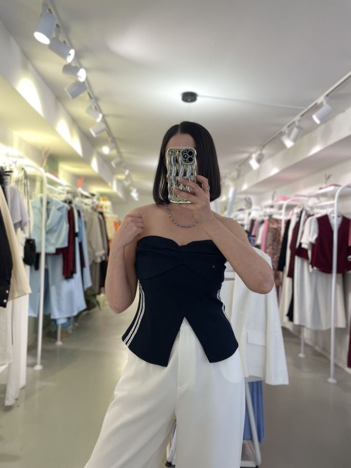 Straplez Yazı Şerit Detaylı Bluz Lacivert