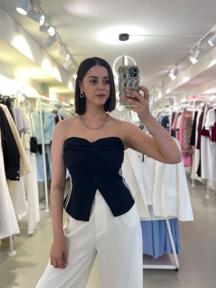 Straplez Yazı Şerit Detaylı Bluz Lacivert