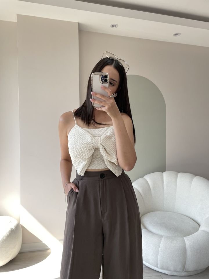 Fiyonklu Askılı Crop