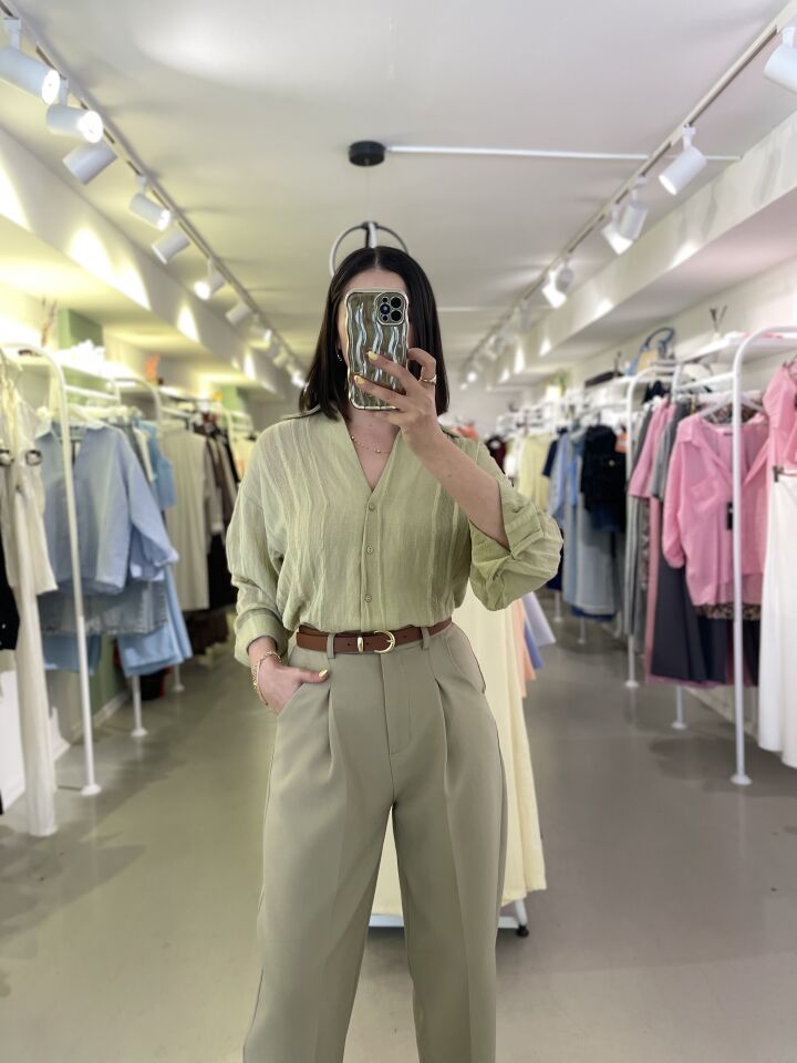 Transparan Detaylı Nakışlı Gömlek Adaçayı Yeşili