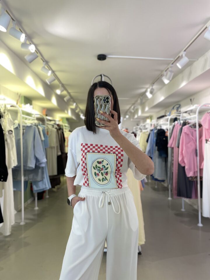 Desenli Tshirt Beyaz