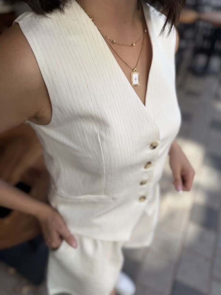 Çizgili Yelek Şort Takım Beyaz