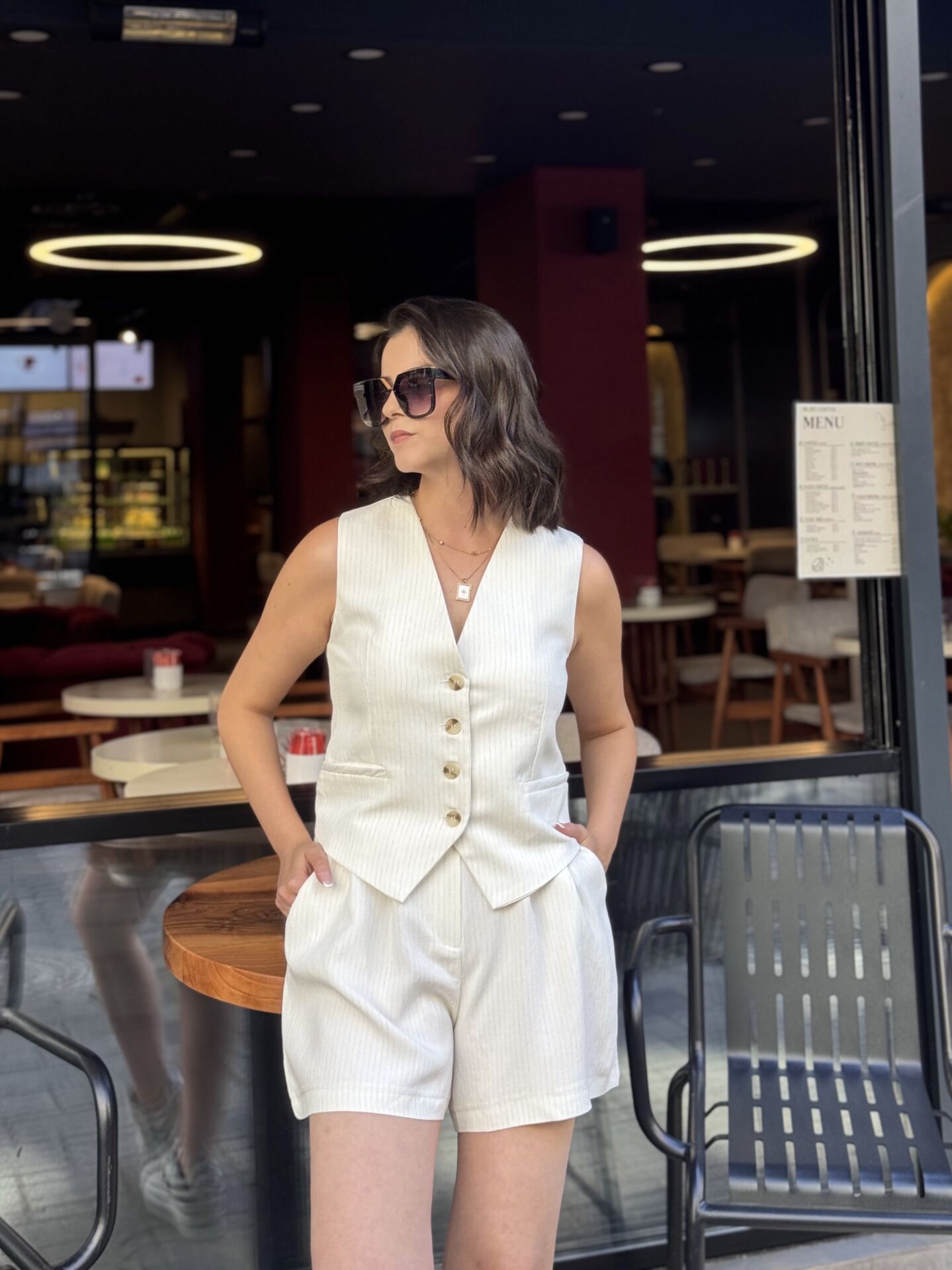 Çizgili Yelek Şort Takım Beyaz