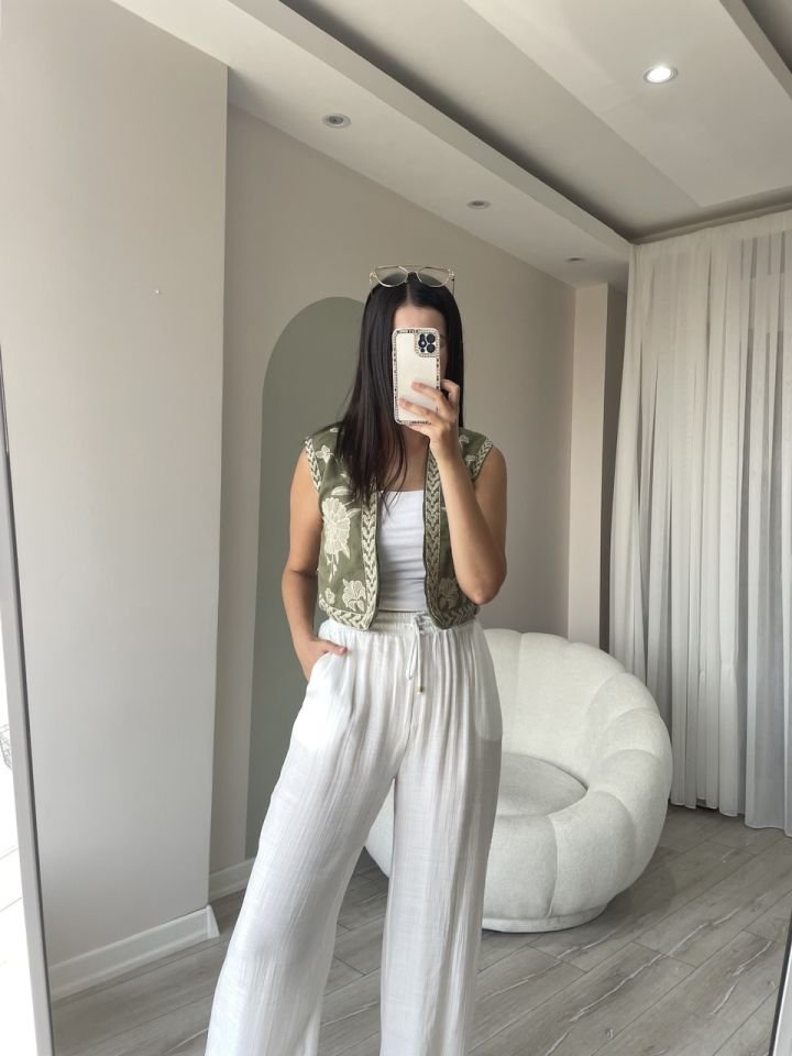 Beli Lastikli Bol Paça Pantolon Beyaz