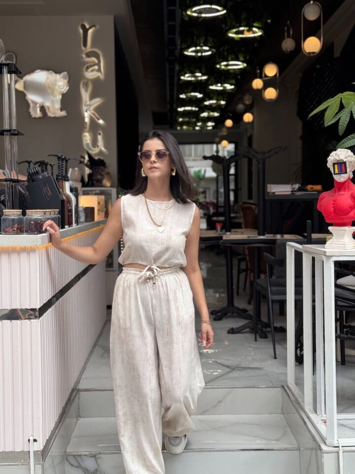 Bağcık Detaylı Bluz Pantolon Takım Taş
