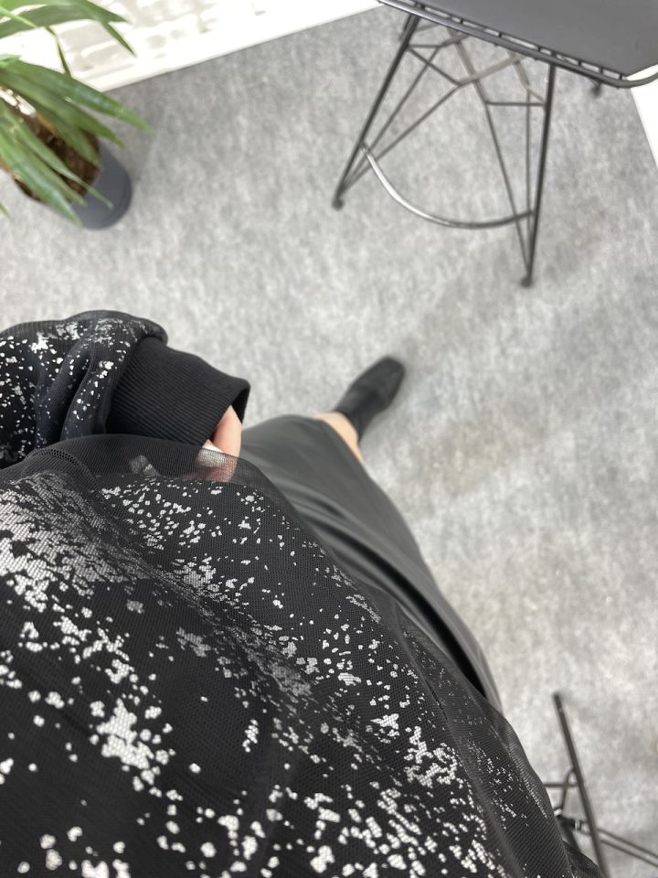 Varaklı Tüllü Sweatshirt