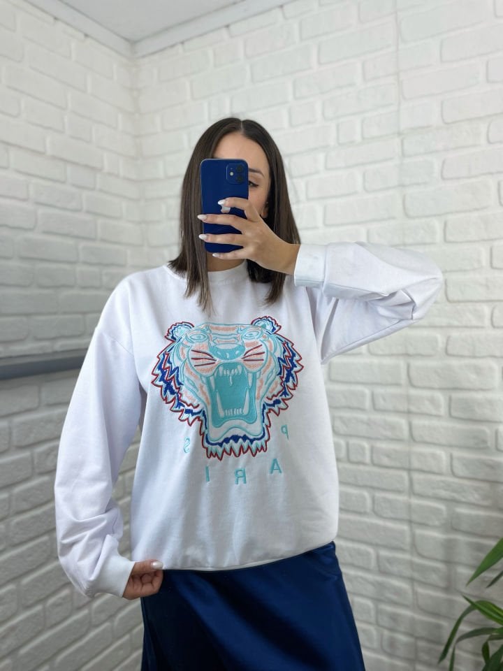 Beyaz Kaplan Nakışlı Sweatshirt
