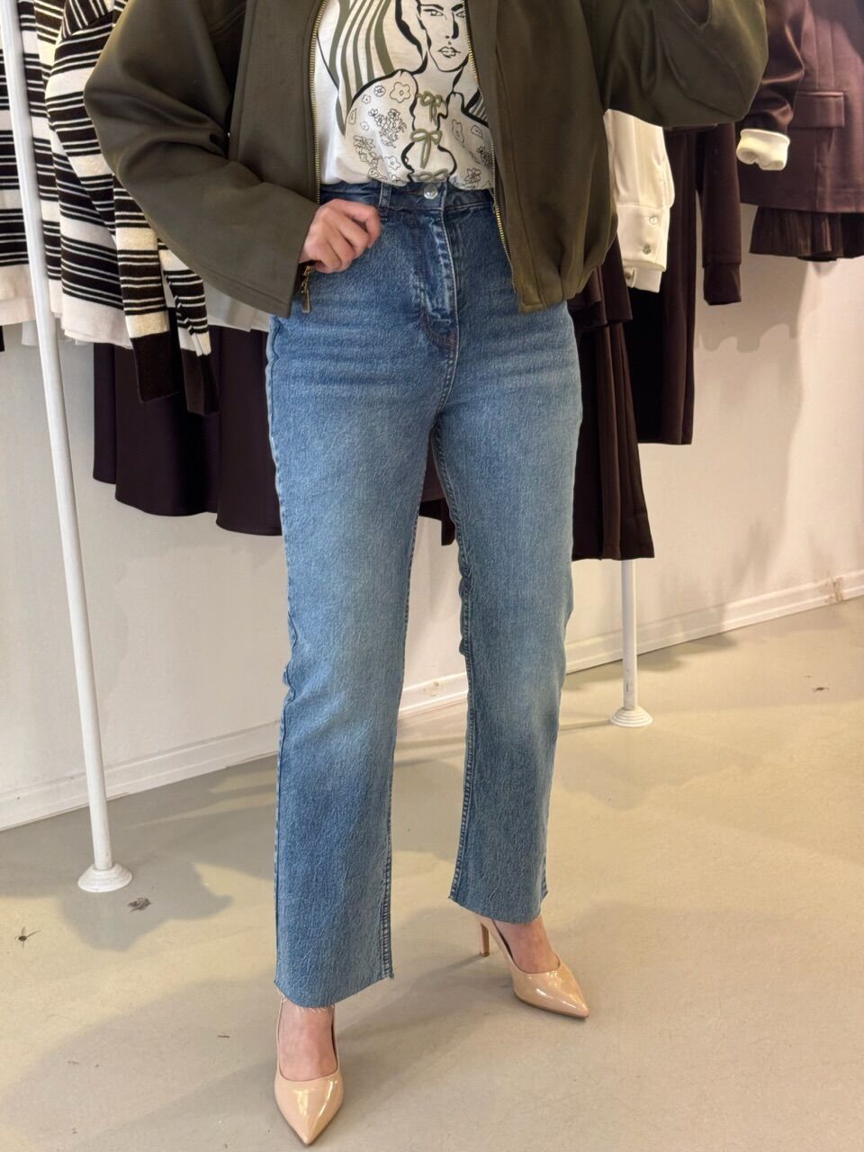 Zra Kesik Paça Jean