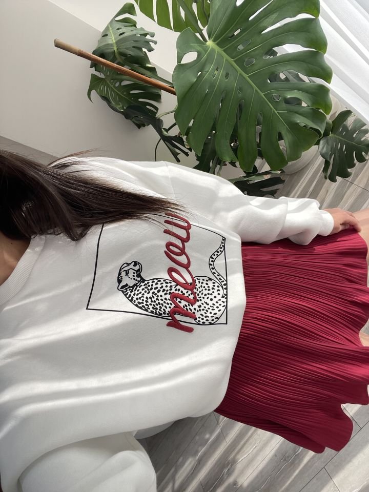 Nakışlı Yumoş Sweatshirt Beyaz