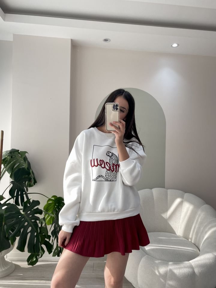 Nakışlı Yumoş Sweatshirt Beyaz