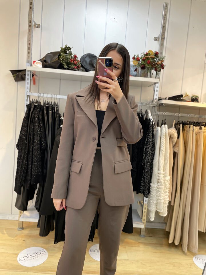 Kemerli Tasarım Blazer Ceket Pantolon Takım Kahverengi