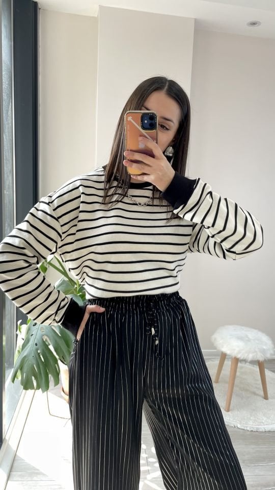 Çizgili Sweatshirt Ekru