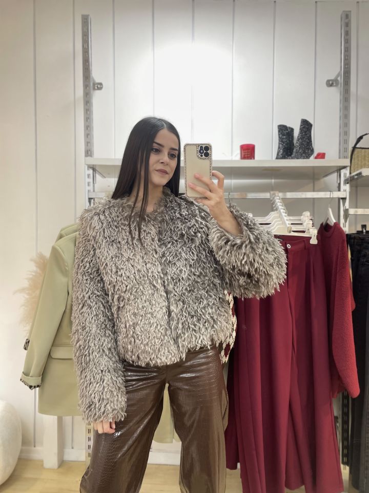 Vizon Saçaklı Peluş Kürk